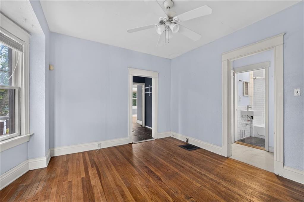 4232 Campbell Street Property Photo 6