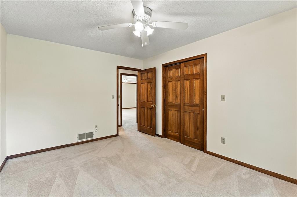 3050 Tonganoxie Road Property Photo 15