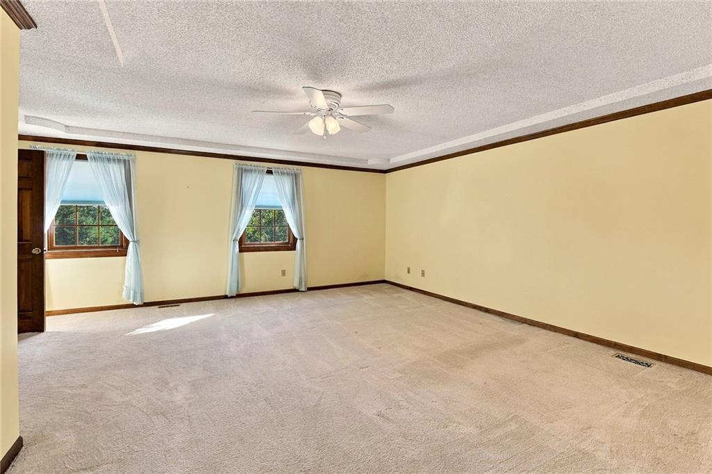 3050 Tonganoxie Road Property Photo 16