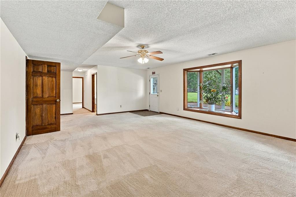 3050 Tonganoxie Road Property Photo 23