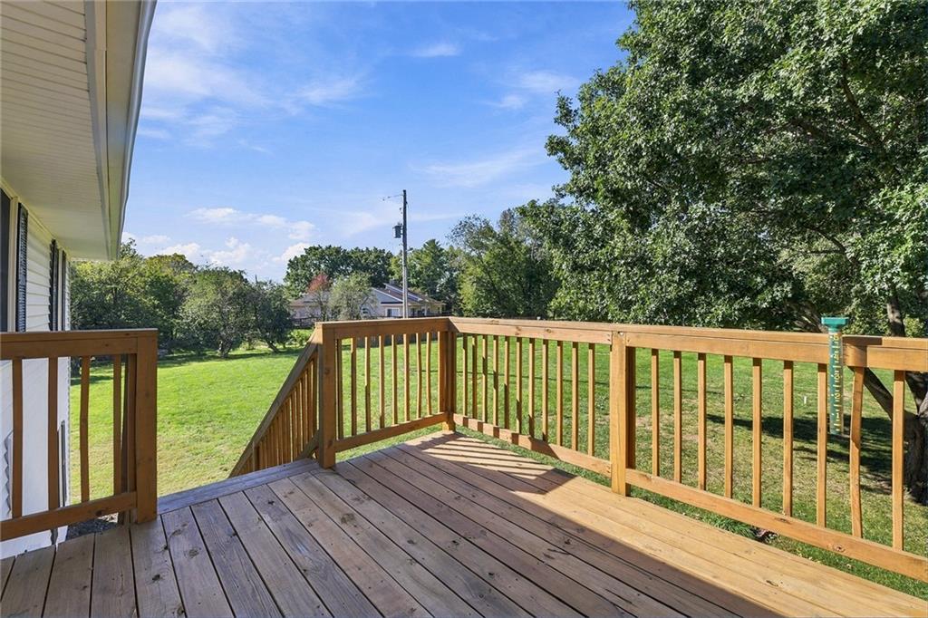 3050 Tonganoxie Road Property Photo 32