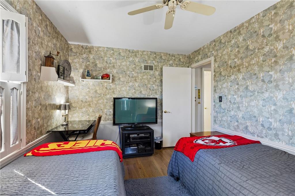 1513 Ne Englewood Road Property Photo 19