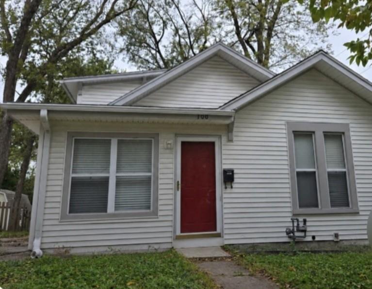 100 S Willis Avenue Property Photo 1