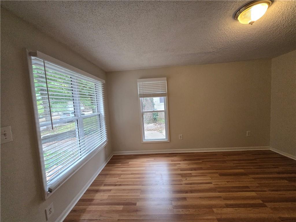100 S Willis Avenue Property Photo 5