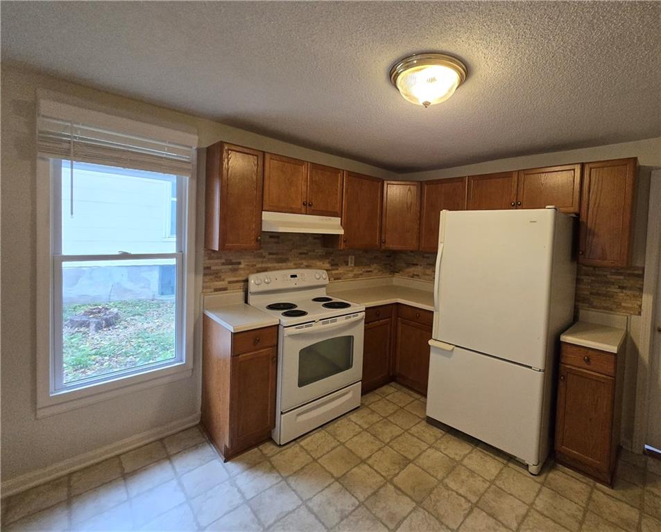 100 S Willis Avenue Property Photo 20