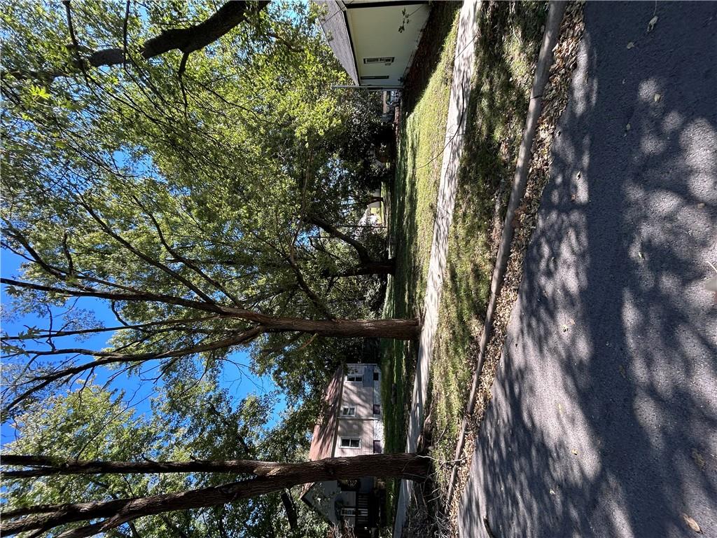 521 & 525 Dakota Street Property Photo 4