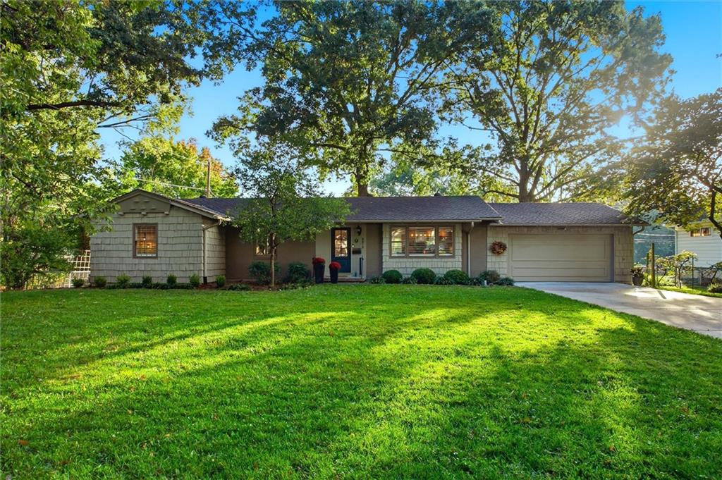 9815 Howe Drive Property Photo 1