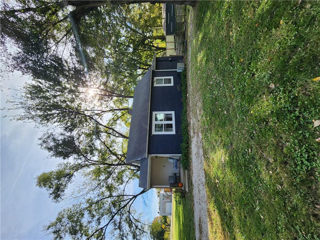1944 S Hardy Avenue Property Photo 2