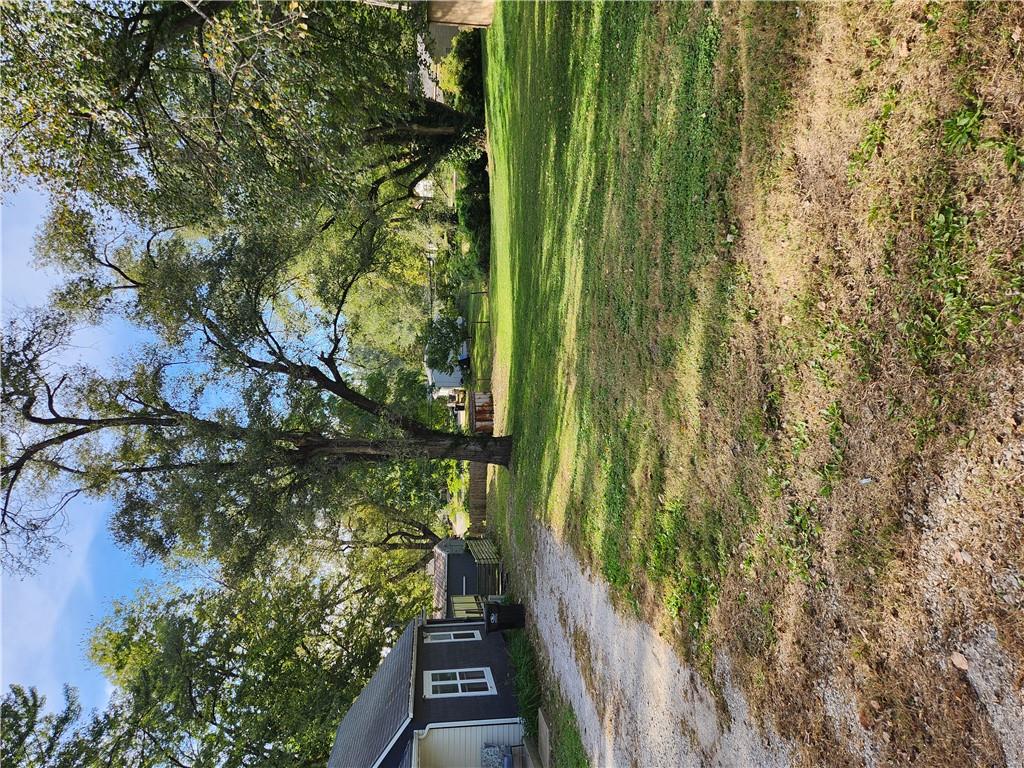 1944 S Hardy Avenue Property Photo 5
