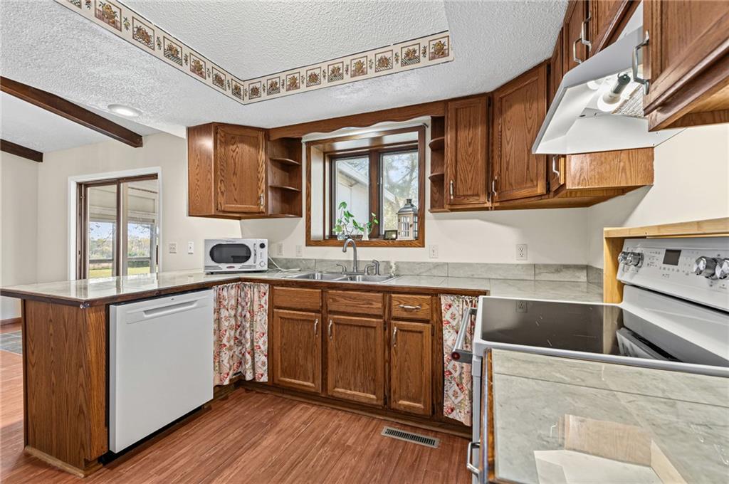 9784 Half Mound Road Property Photo 29