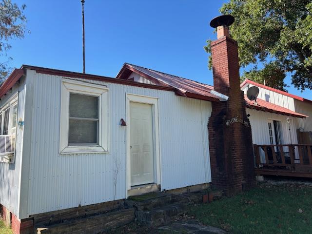 274 Lakeview Road Property Photo 3
