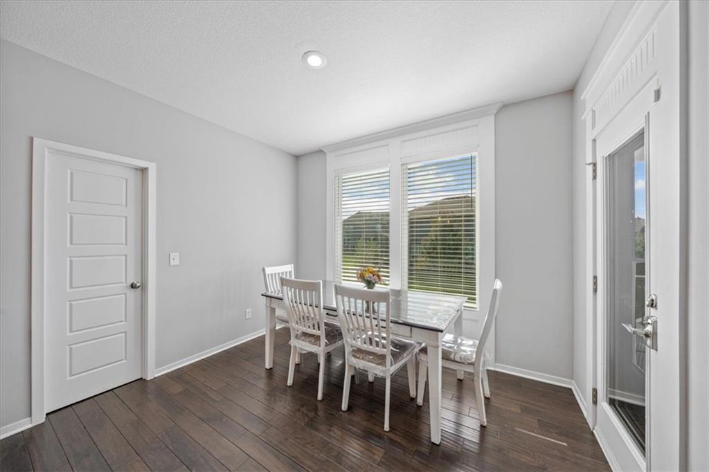20435 W 107th Place Property Photo 11