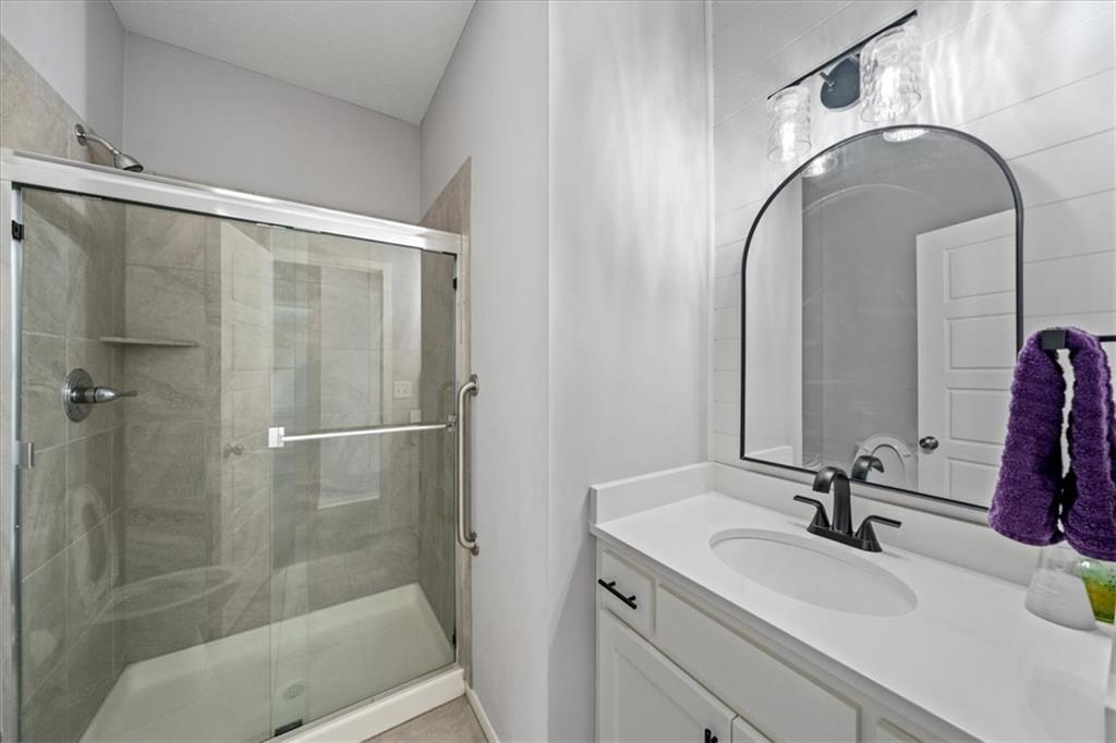 20435 W 107th Place Property Photo 13