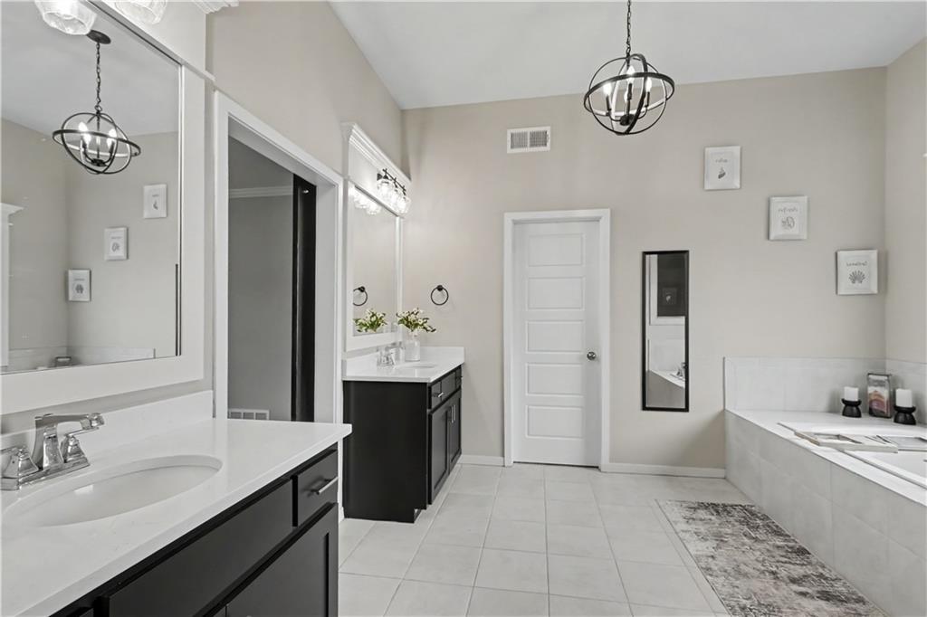 5837 Belmont Drive Property Photo 25