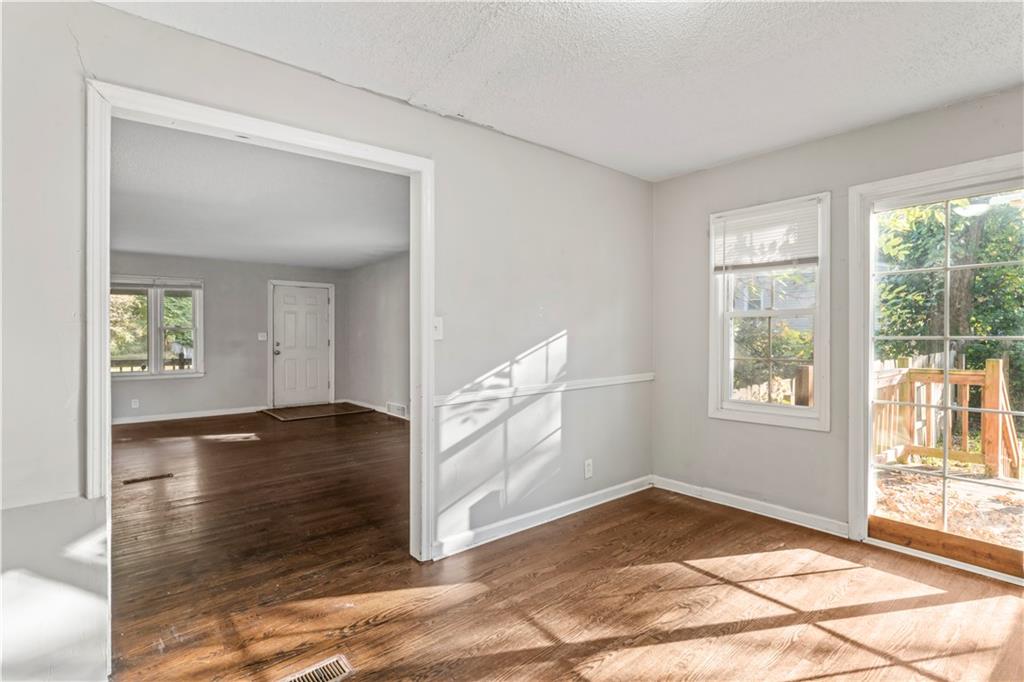 5503 Ne 49th Street Property Photo 7