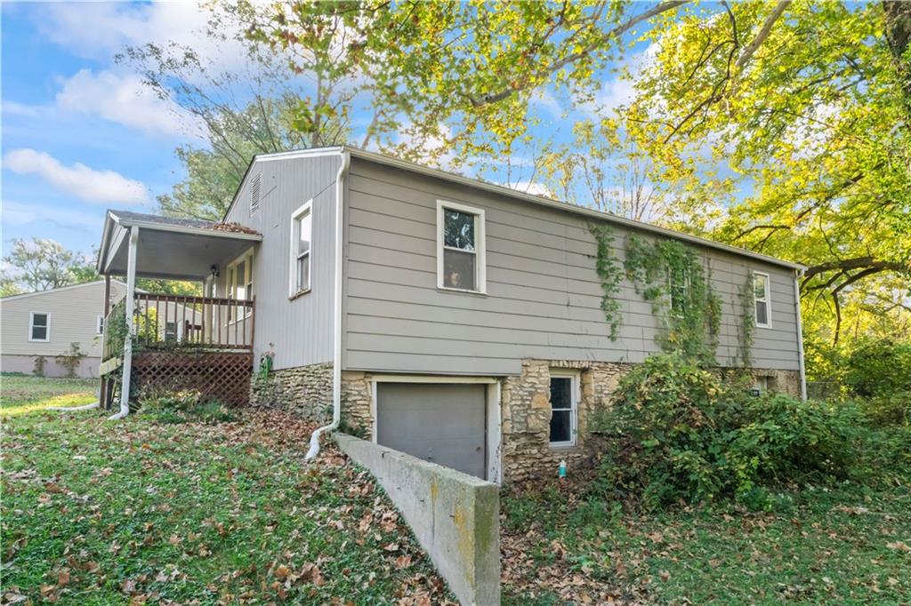 5503 Ne 49th Street Property Photo 19