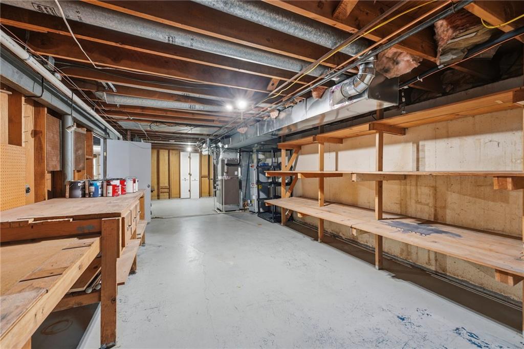 9932 Roe Avenue Property Photo 33