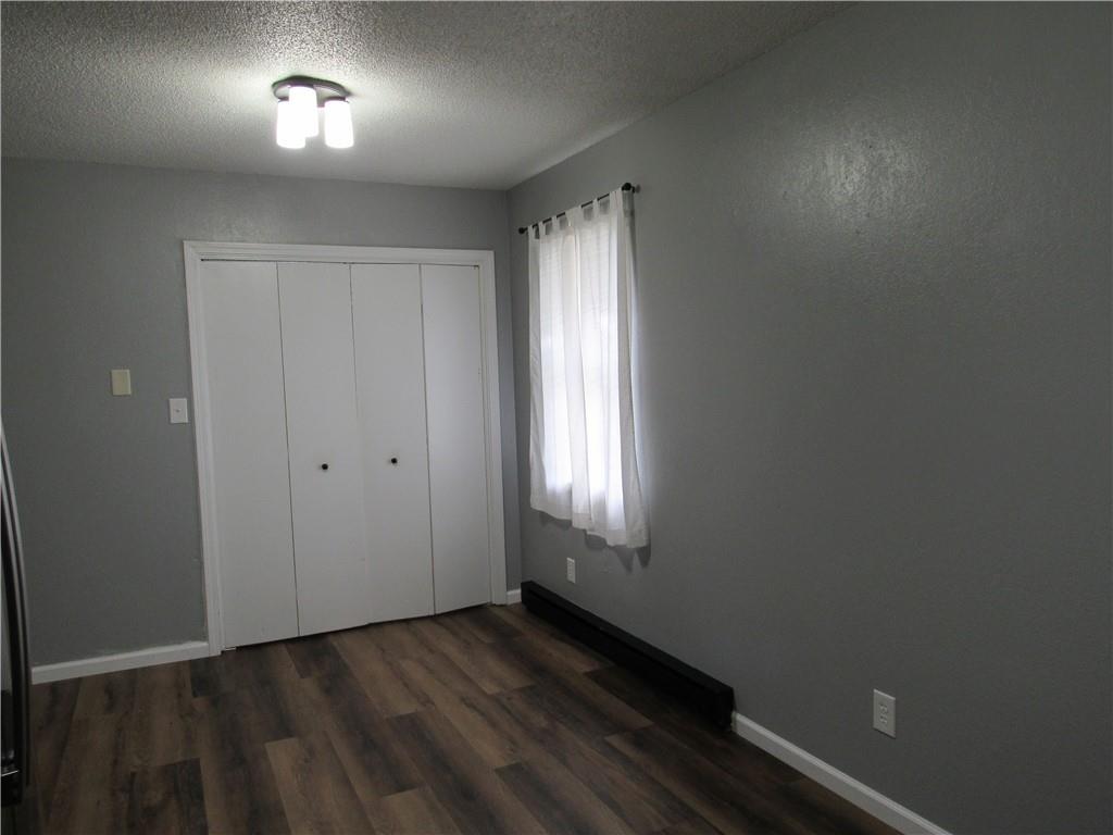 1208 E 19th Street Property Photo 8