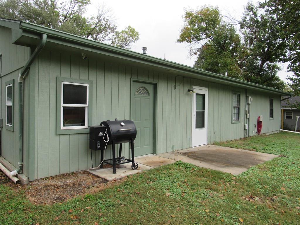 1208 E 19th Street Property Photo 25