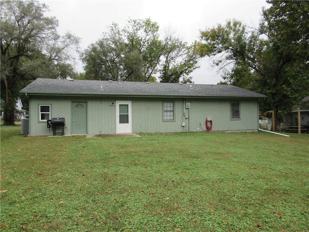 1208 E 19th Street Property Photo 34