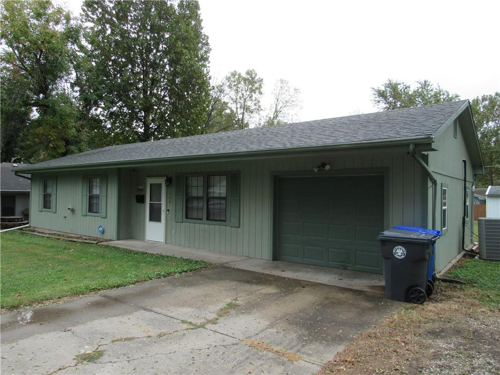 1208 E 19th Street Property Photo 42