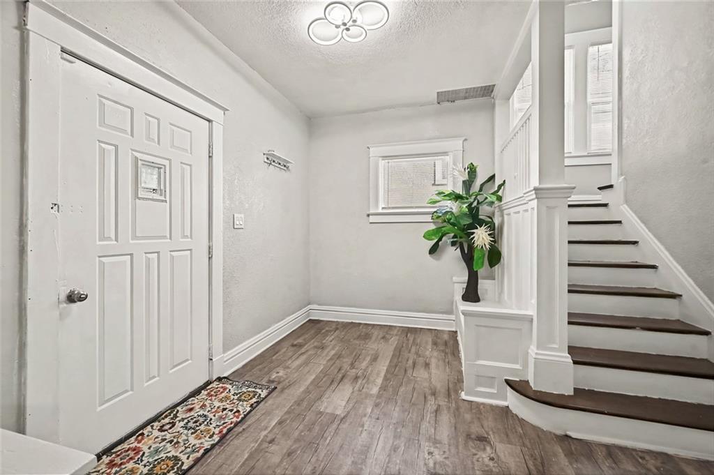 801 N 11th Street Property Photo 5