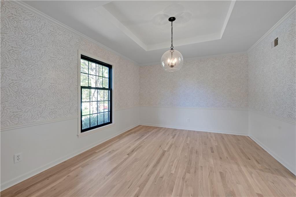 12001 Aberdeen Street Property Photo 15