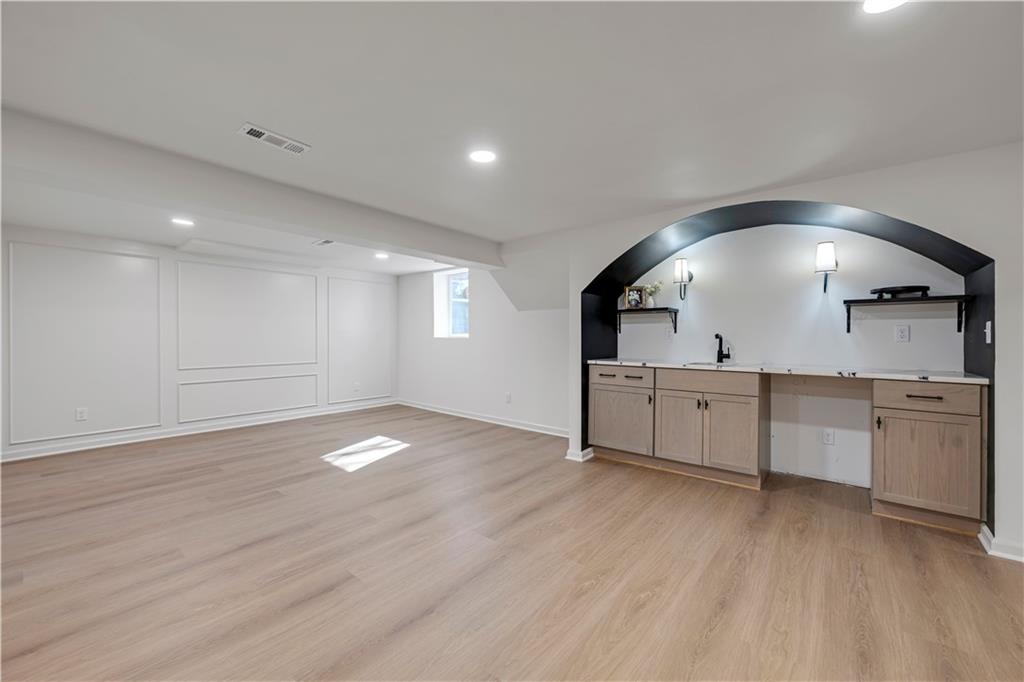 12001 Aberdeen Street Property Photo 36