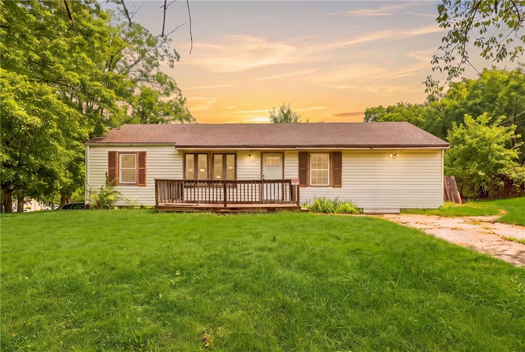 10013 Bellaire Avenue Property Photo 1