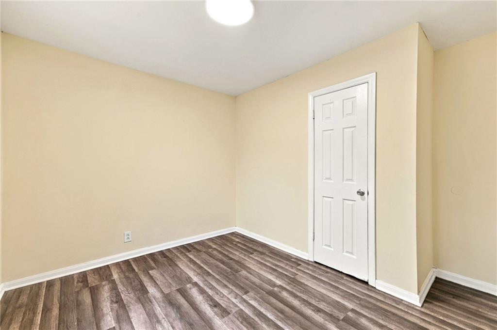 10013 Bellaire Avenue Property Photo 23
