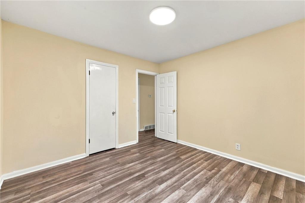 10013 Bellaire Avenue Property Photo 27
