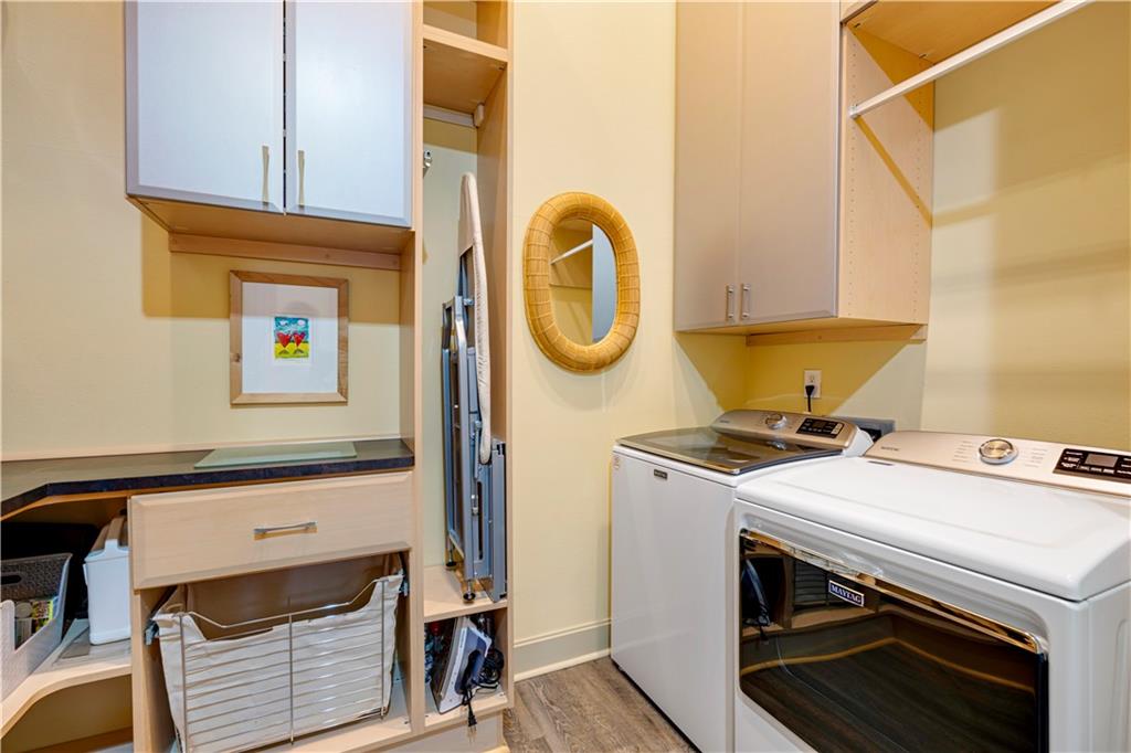 4530 Mill Creek Parkway Property Photo 9