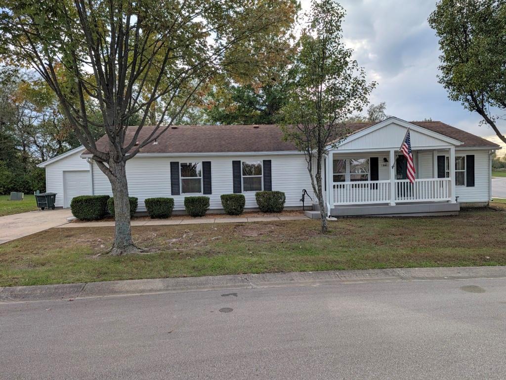 846 Ne White Oaks Lane Property Photo 1
