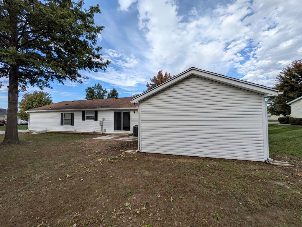 846 Ne White Oaks Lane Property Photo 4