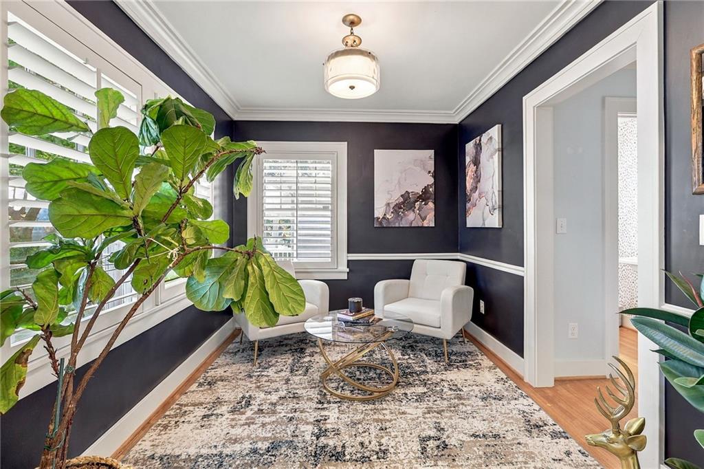6421 Washington Street Property Photo 4