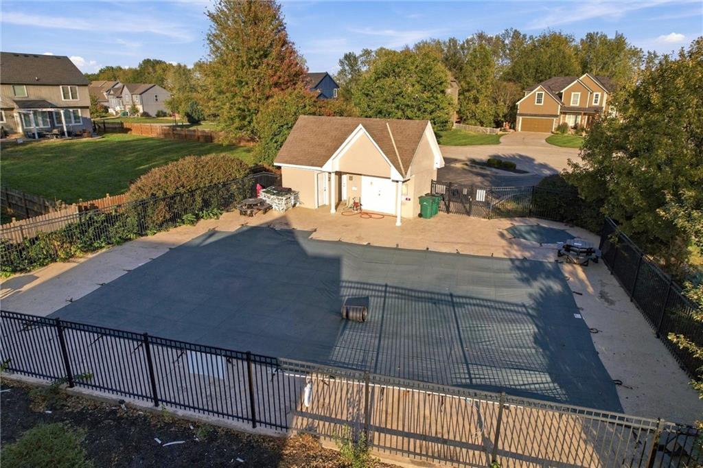 12113 Pebble Beach Drive Property Photo 39