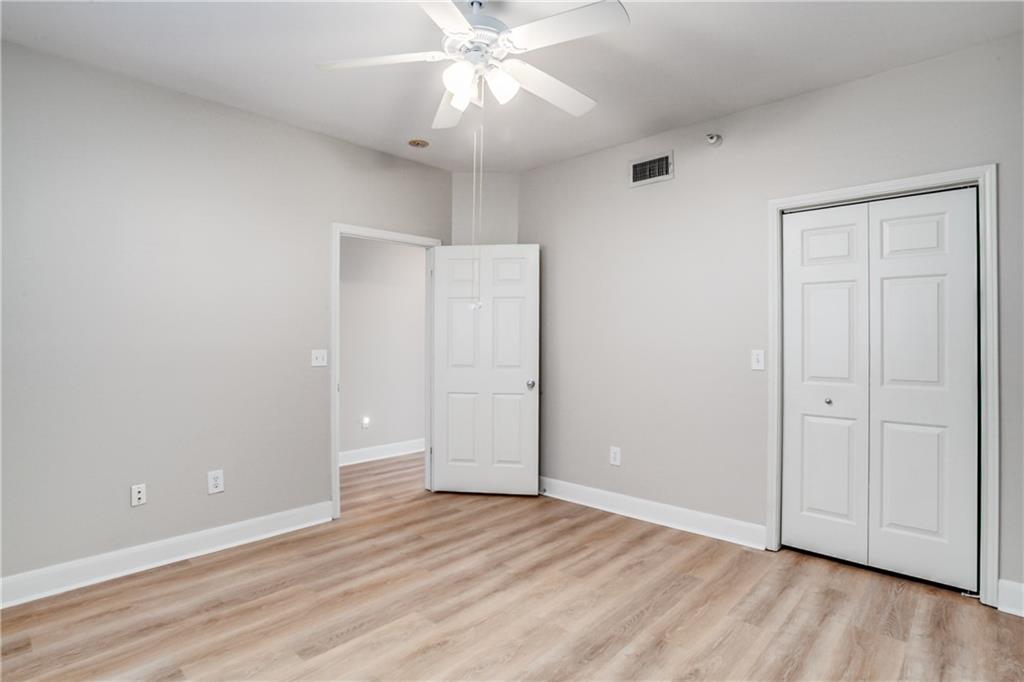 11602 Tomahawk Creek Parkway Property Photo 17