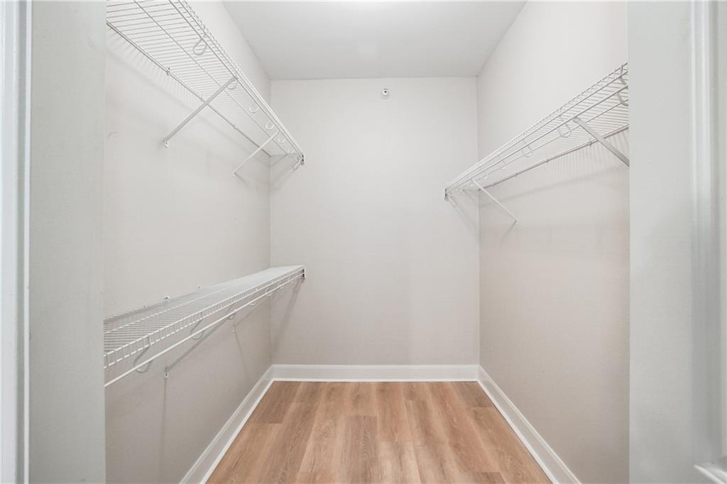 11602 Tomahawk Creek Parkway Property Photo 20