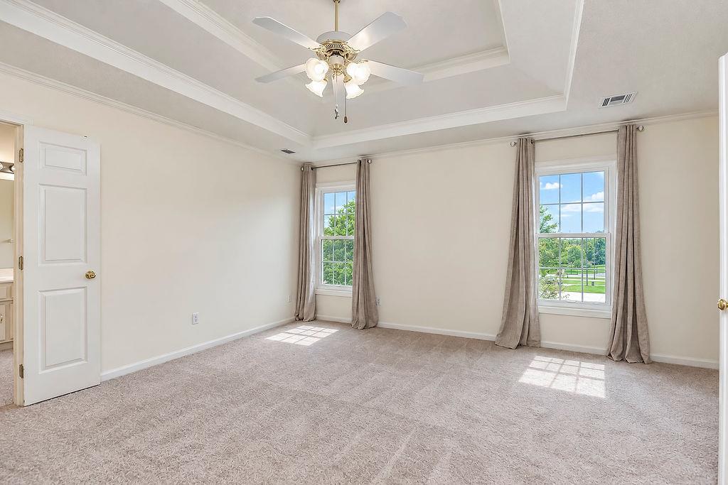 9921 N Highland Place Property Photo 13