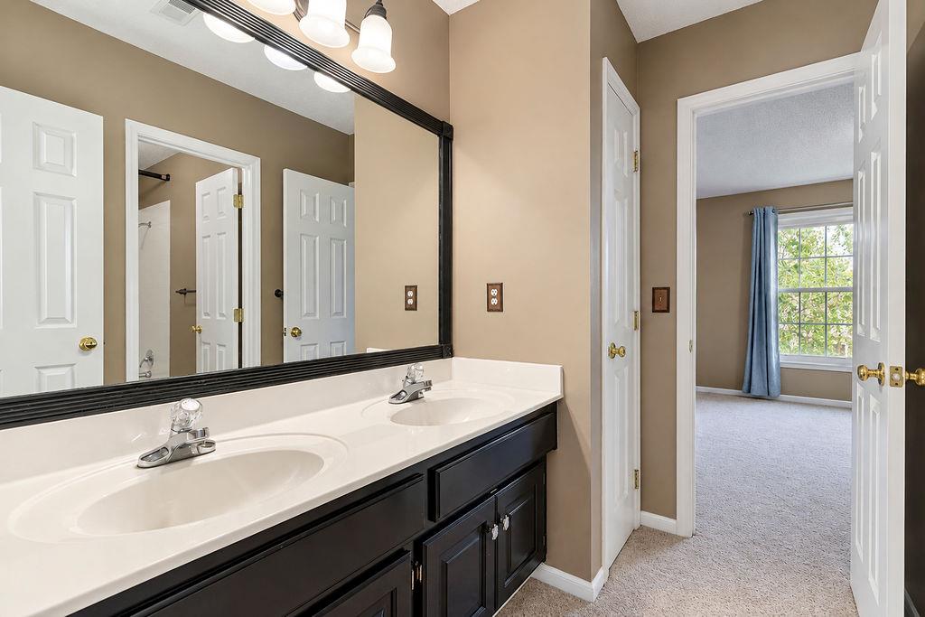 9921 N Highland Place Property Photo 20