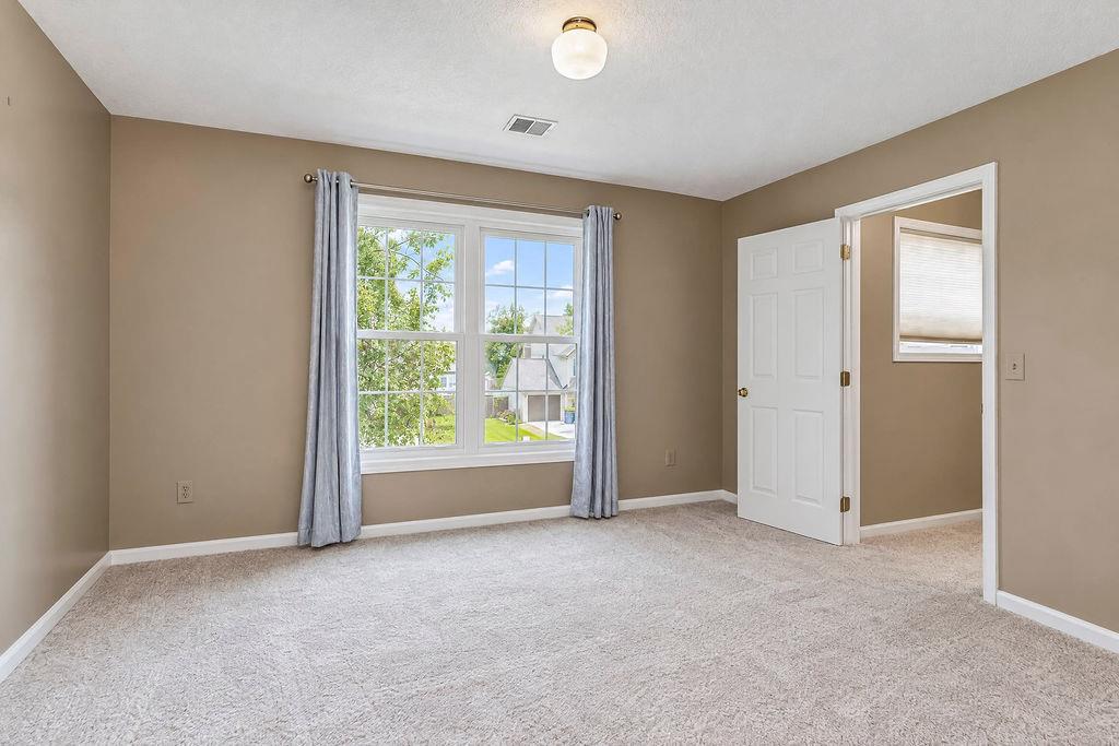 9921 N Highland Place Property Photo 21