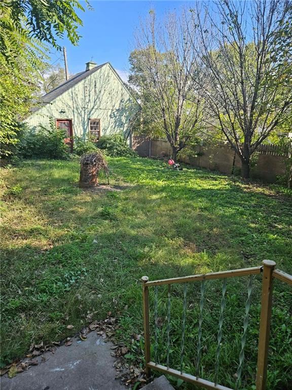 1733 S Crescent Avenue Property Photo 17