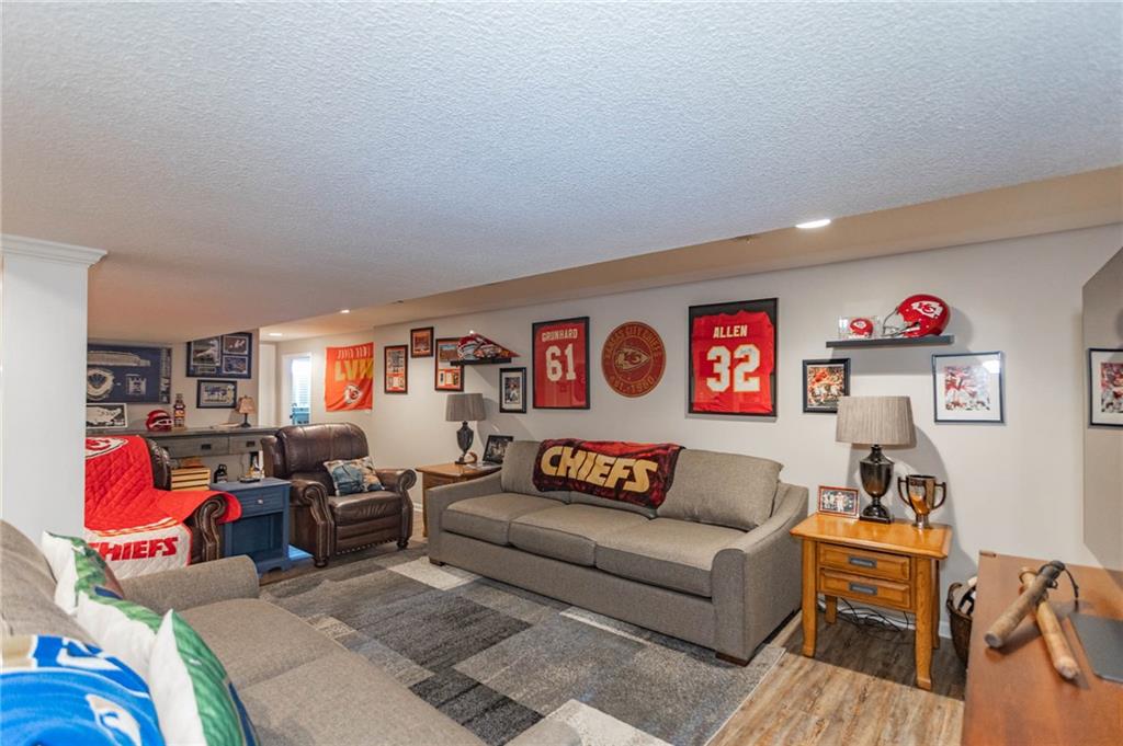 13246 Kansas Avenue Property Photo 32