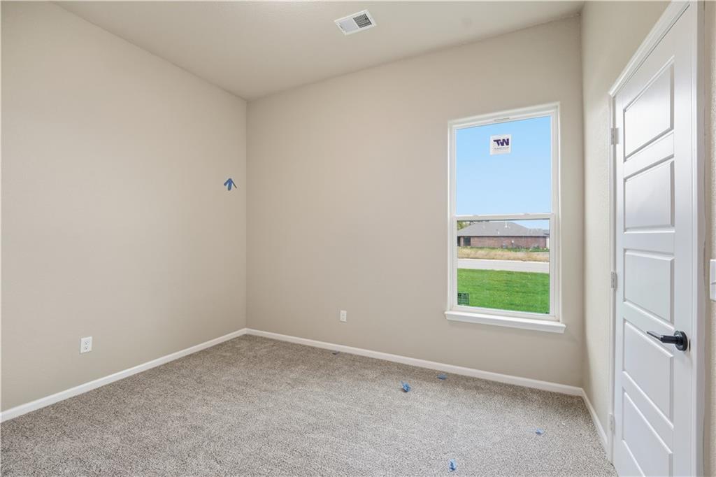 18520 W 195th Street Property Photo 14