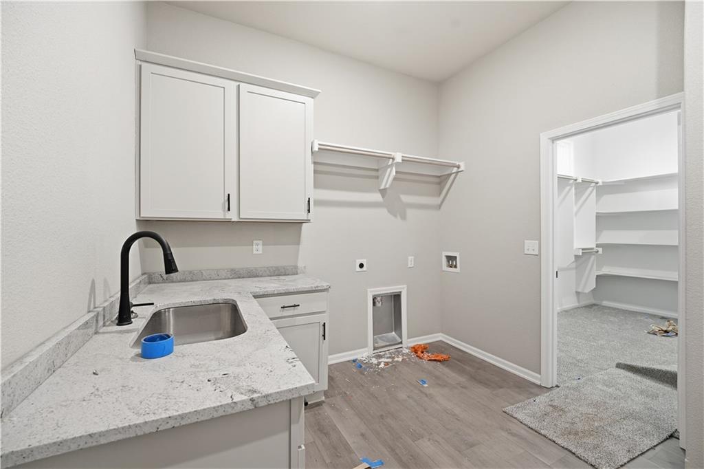 18520 W 195th Street Property Photo 32