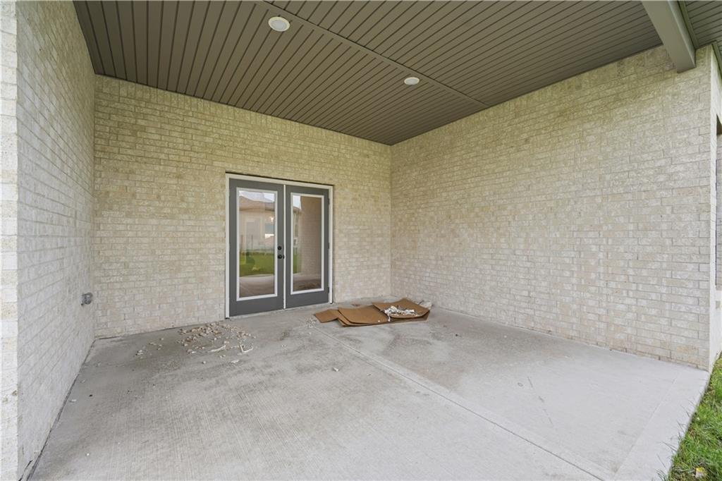 18520 W 195th Street Property Photo 33