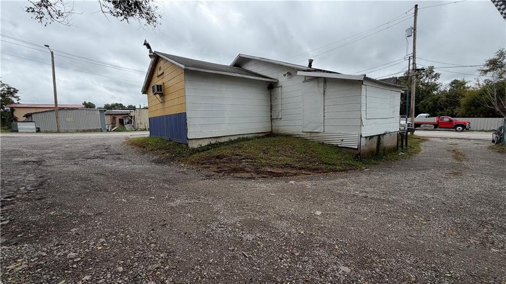 10042 E. Wilson Road Property Photo 6