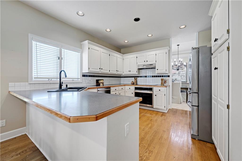 21270 Country Place Lane Property Photo 10