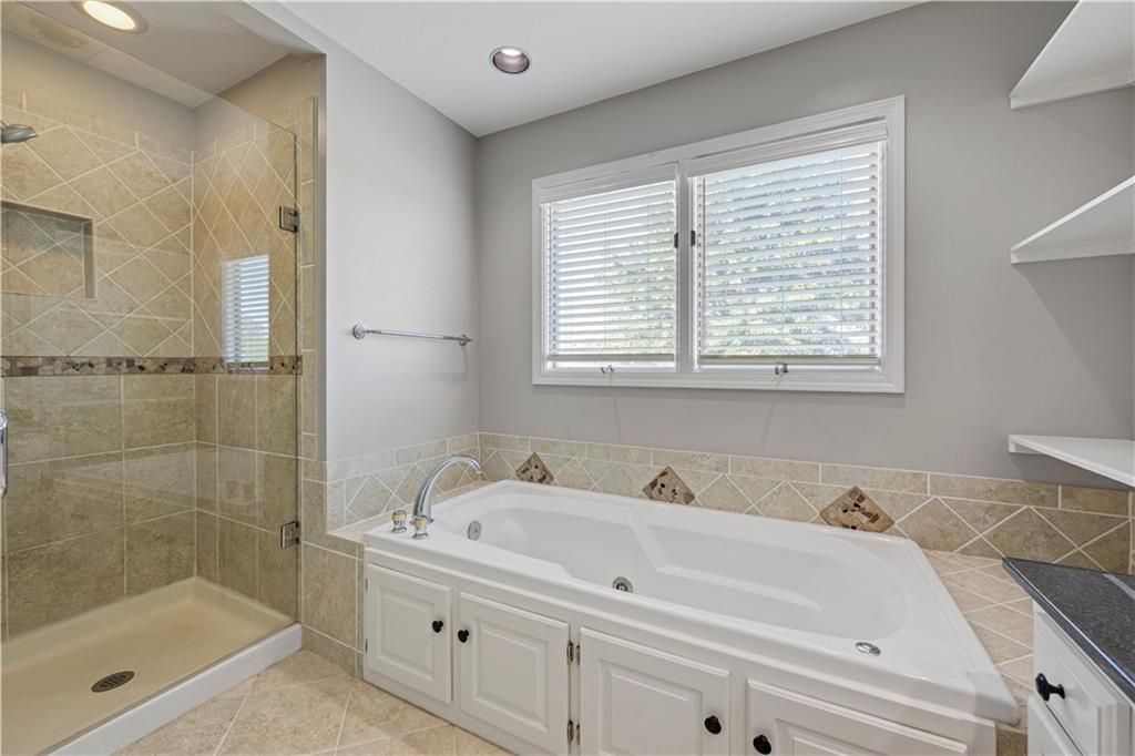 21270 Country Place Lane Property Photo 26