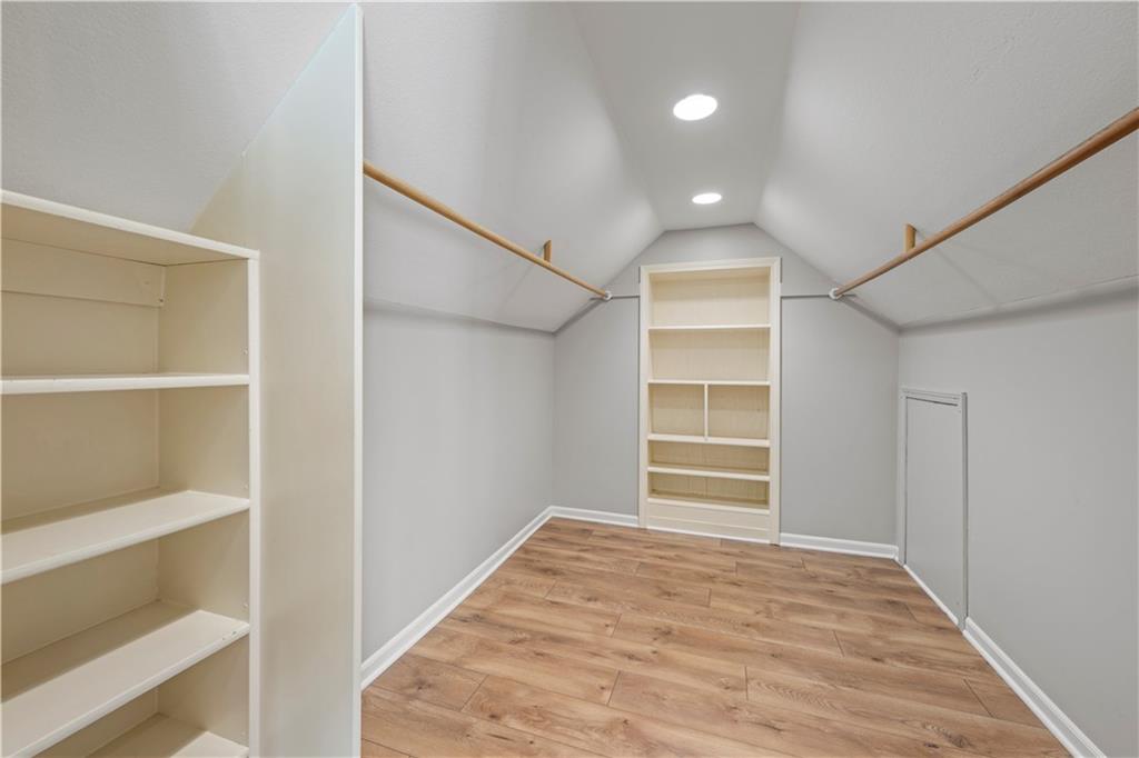 21270 Country Place Lane Property Photo 27